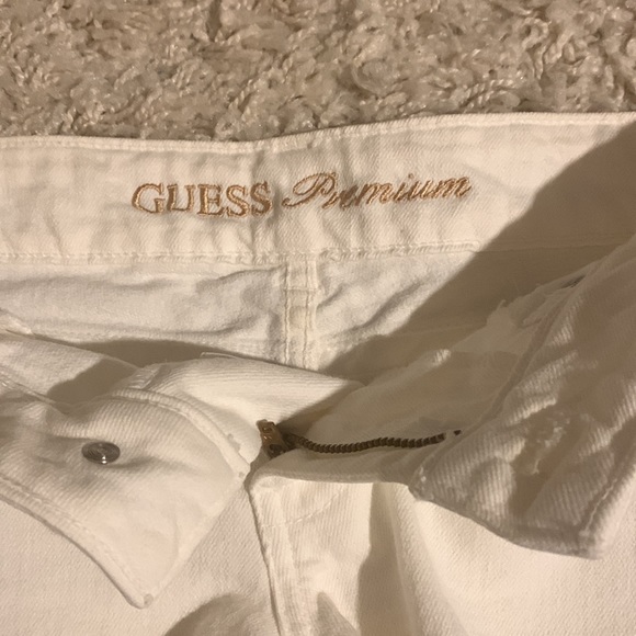 Guess Premium Jean shorts… white, NEVER WORN - Picture 2 of 3